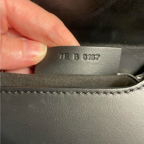 Authentic Givenchy Mini Pandora Crossbody - Picture 2 of 10